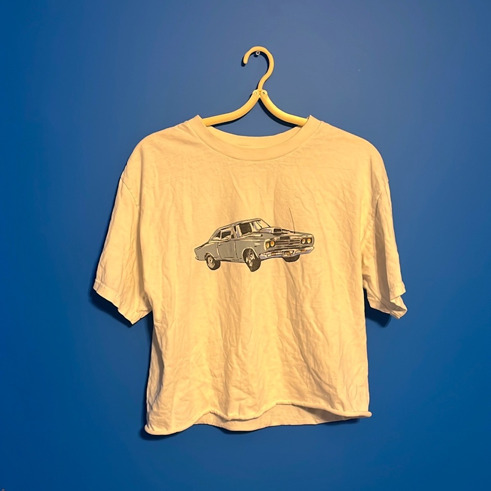 Brandy Melville Car t-shirt